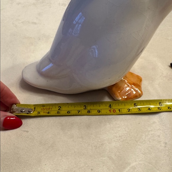 Vintage! White Ceramic Duck Figurine with Orange Beak and Feet - Picture 8 of 8